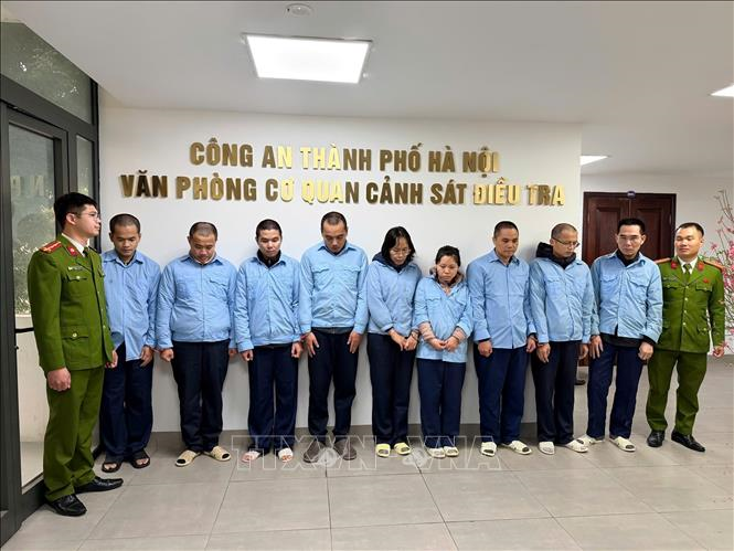 Khởi tố 9 đối tượng trong đường dây lừa đảo chiếm đoạt hơn 318 tỷ đồng