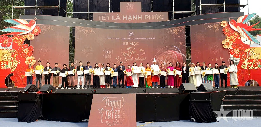 Hơn 20.000 du khách tham gia Happy Tết 2026