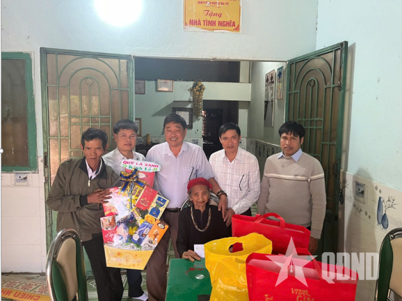 Người Hrê ở Ba Tô tự hào có mẹ