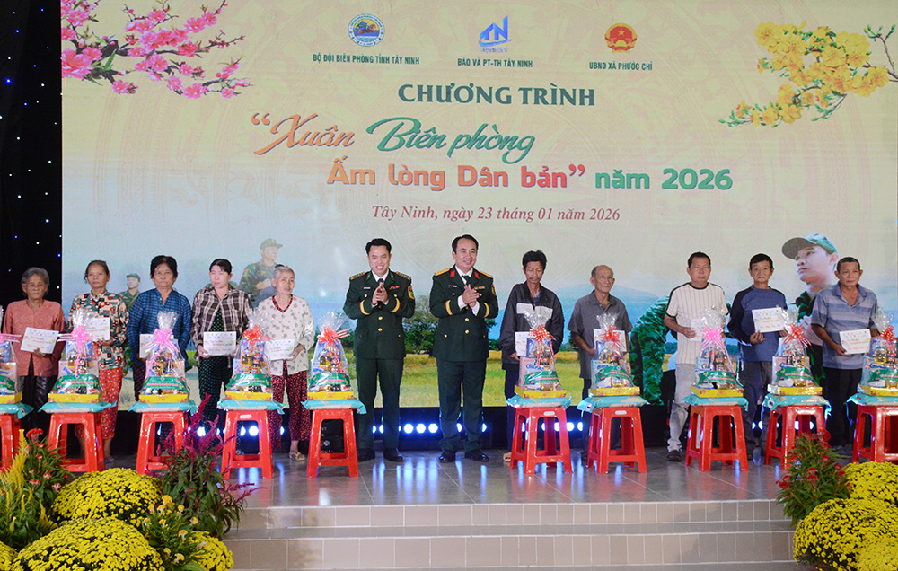 Ấm tình xuân ở biên giới Tây Ninh