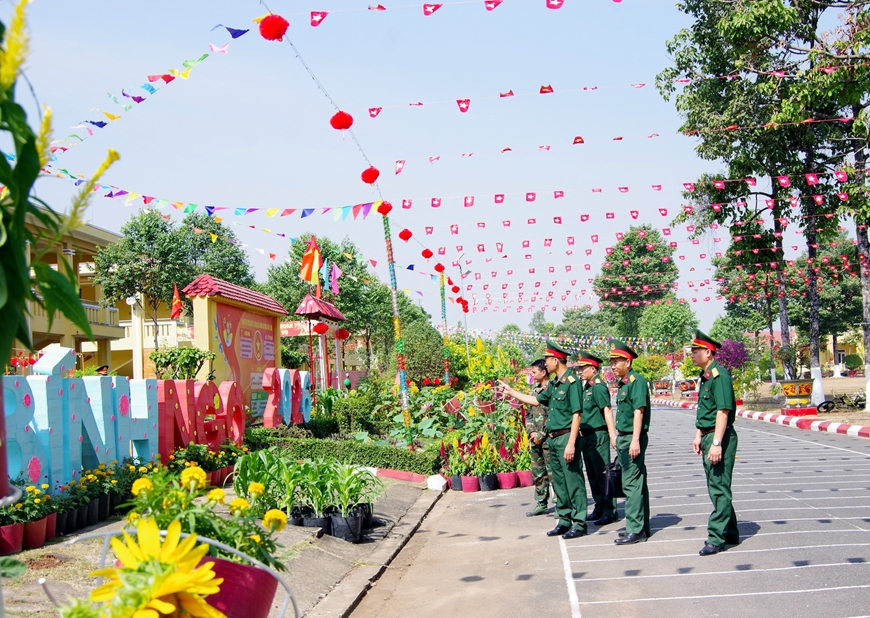 Tuổi trẻ Sư đoàn 309 (Quân khu 7) rộn ràng ngày Tết