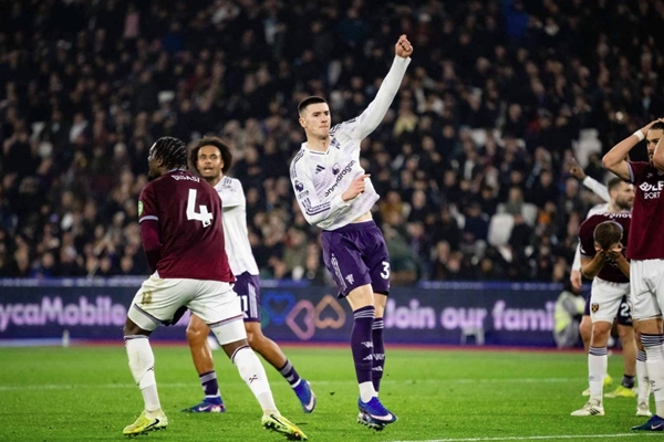 Sesko ghi bàn phút 90+6, Man Utd thoát thua kịch tính