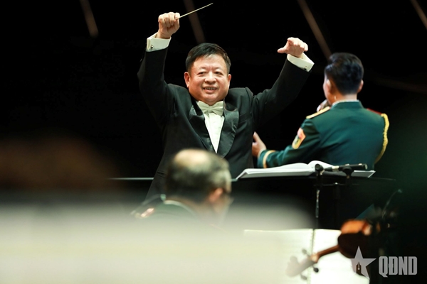 Mạch nguồn cách mạng từ “Đường bốn mùa xuân” đến “Lá đỏ”