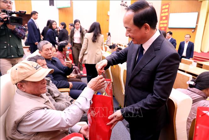 Đồng chí Trịnh Văn Quyết: Tuyên Quang không để ai bị bỏ lại phía sau, chăm lo người nghèo, gia đình chính sách