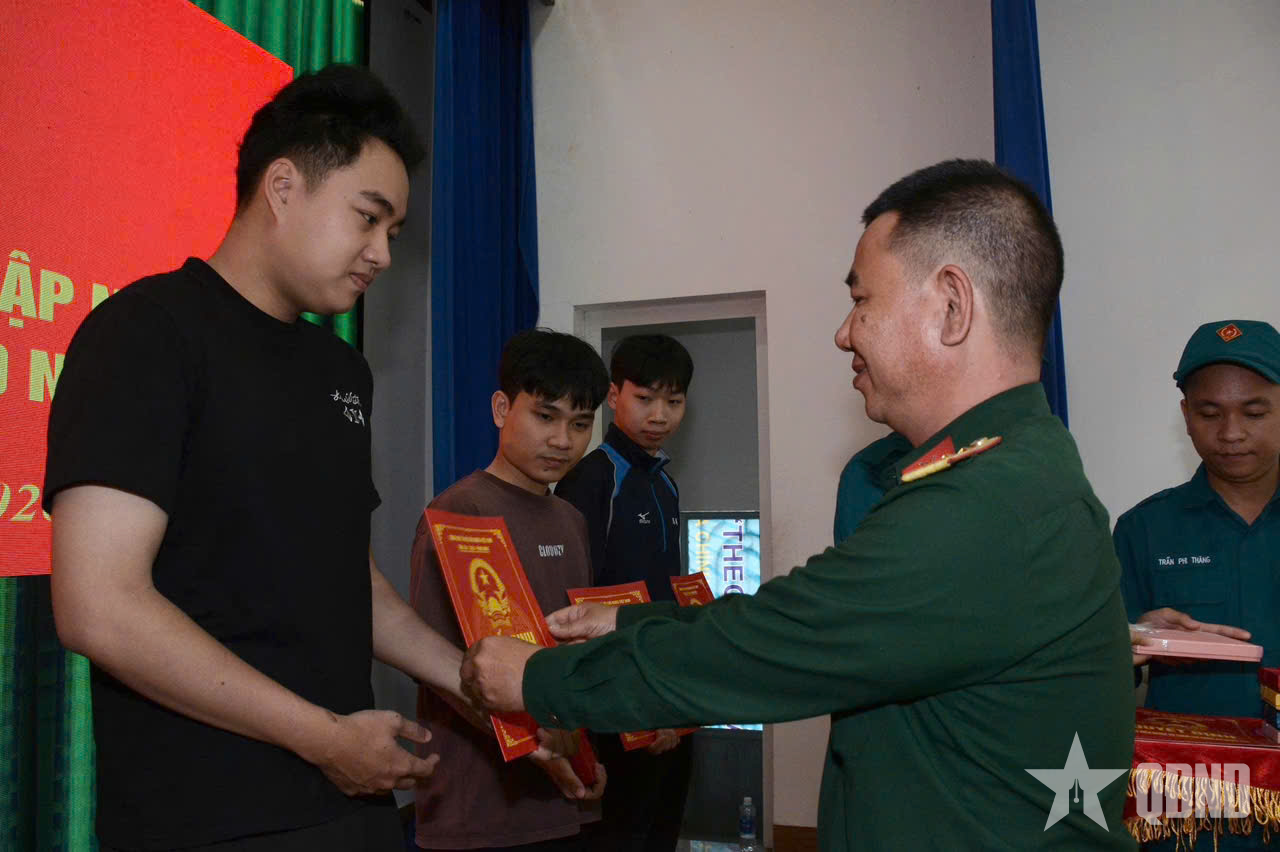 TP Đà Nẵng: Niềm vui trước Tết của thanh niên phường Hòa Khánh