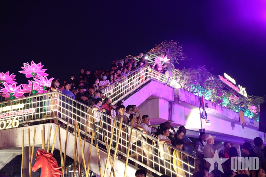 TP Hồ Chí Minh: Khai mạc Lễ hội chợ Hoa xuân “Trên bến dưới thuyền” Tết Bính Ngọ 2026