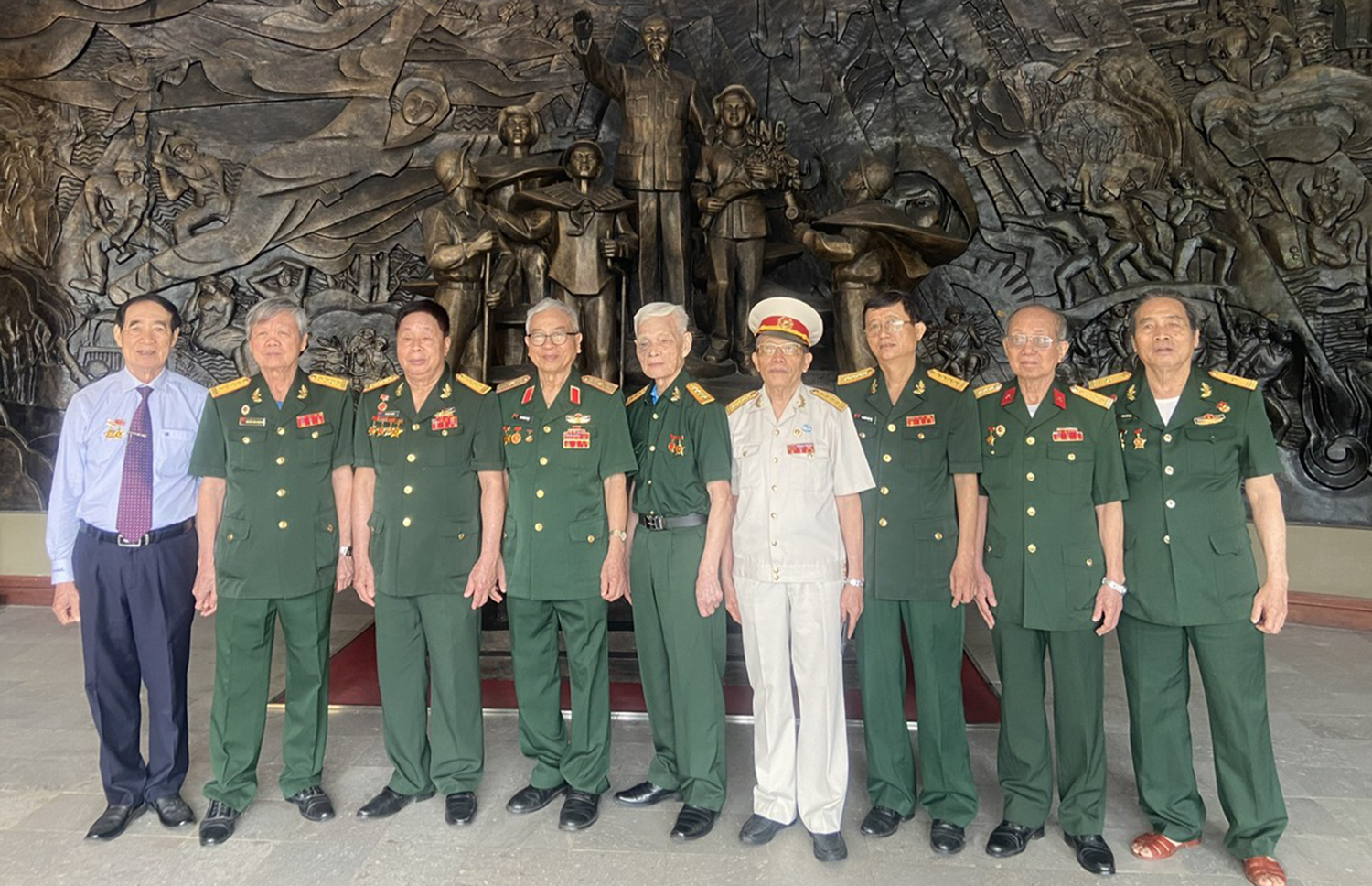 Đón Tết ở Trại Davis