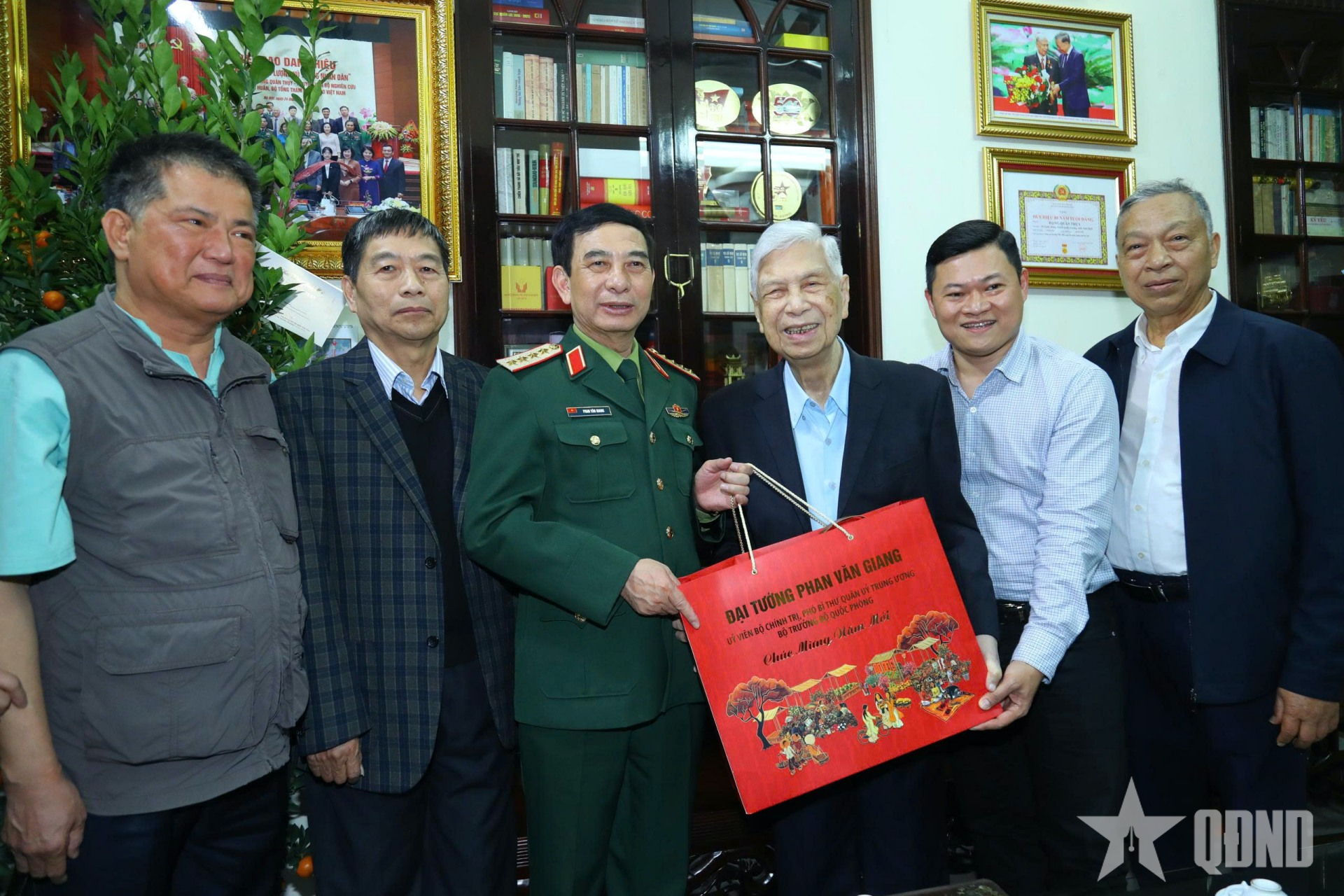 Đại tướng Phan Văn Giang tri ân các đồng chí nguyên lãnh đạo Đảng, Nhà nước và Quân đội