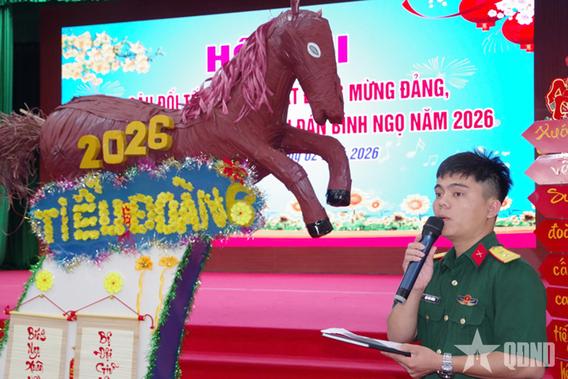 Sôi nổi Hội thi Câu đối Tết tại Sư đoàn 5, Quân khu 7