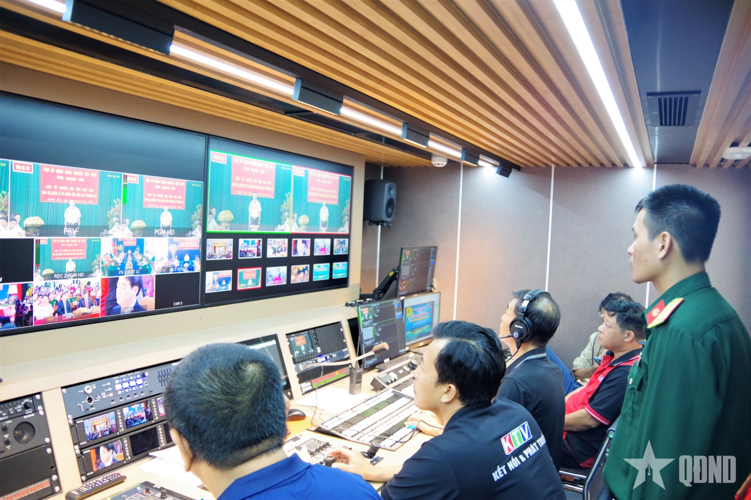 Lữ đoàn 132 giữ thông suốt thông tin liên lạc, cầu truyền hình giữa đất liền và đảo xa