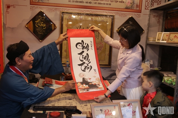 Hội chữ Xuân gìn giữ hồn dân tộc