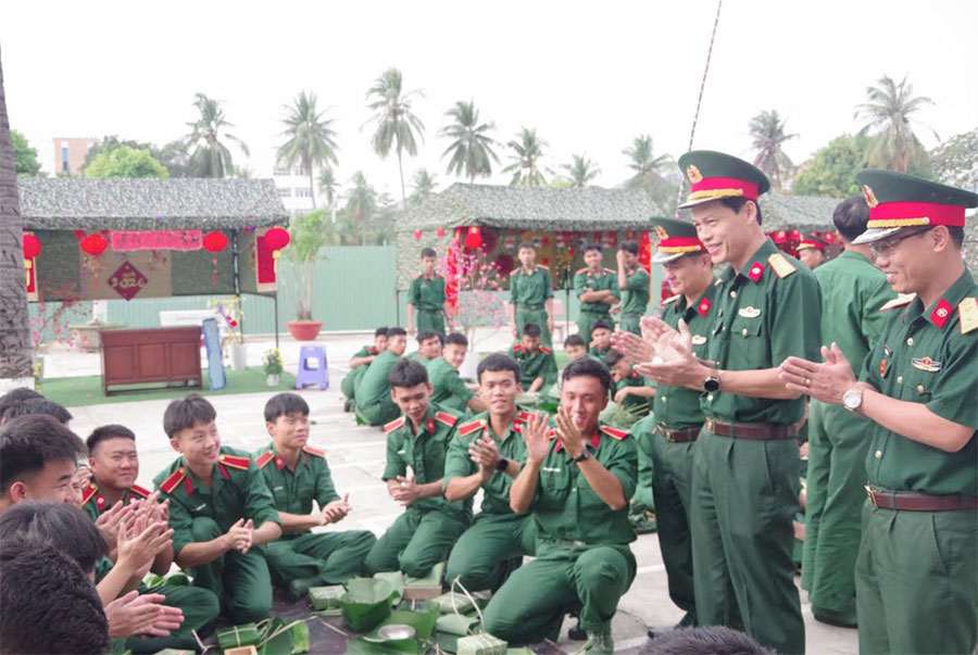 Trường Sĩ quan Thông tin: Rộn ràng không khí chuẩn bị đón Tết