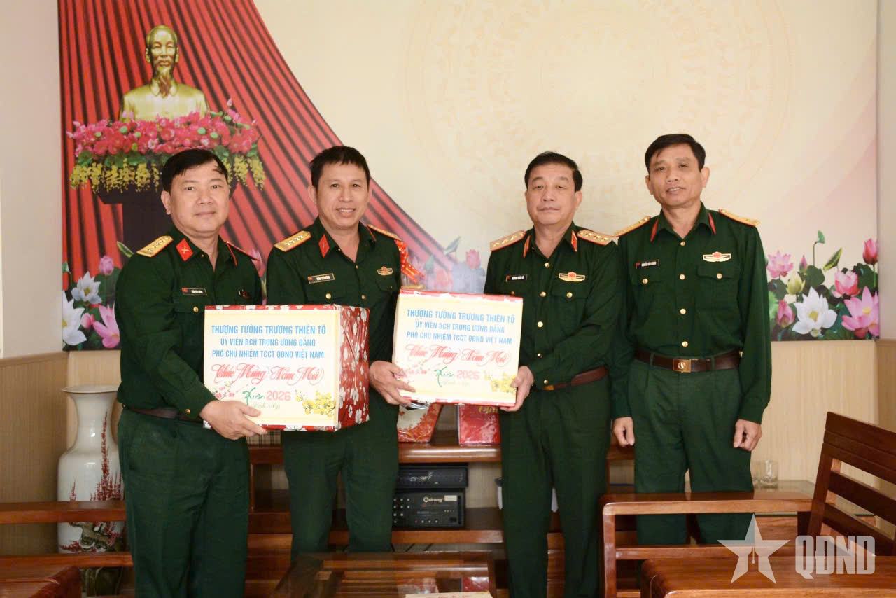 Thượng tướng Trương Thiên Tô thăm, chúc Tết các cơ quan, đơn vị Tổng cục Chính trị tại Đà Nẵng