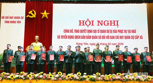 Quân khu 3: Công bố, trao quyết định tuyển dụng, gọi sĩ quan dự bị vào phục vụ tại ngũ