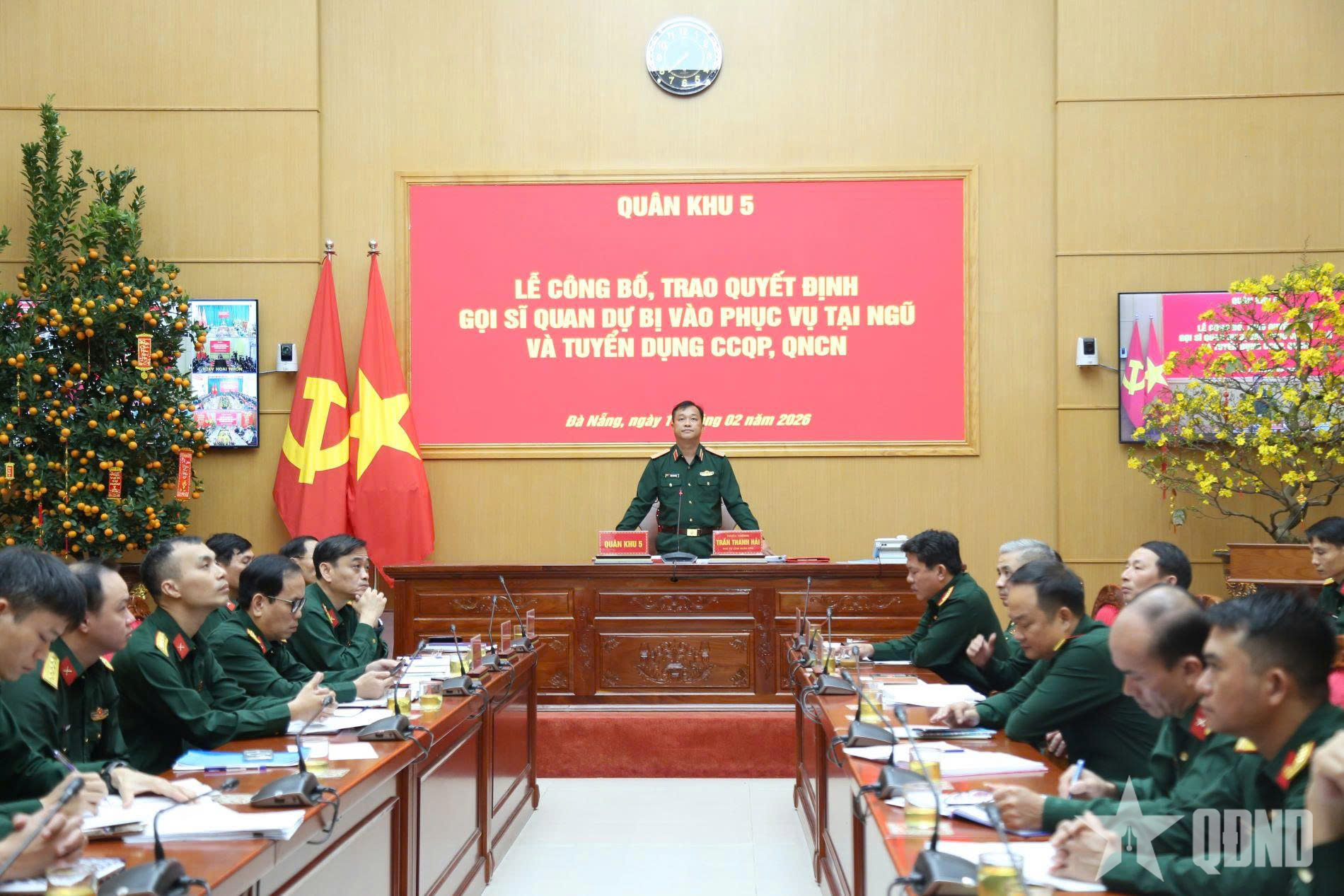 Quân khu 5: Trao quyết định nhập ngũ cho hơn 1.800 sĩ quan dự bị, công chức quốc phòng, quân nhân chuyên nghiệp