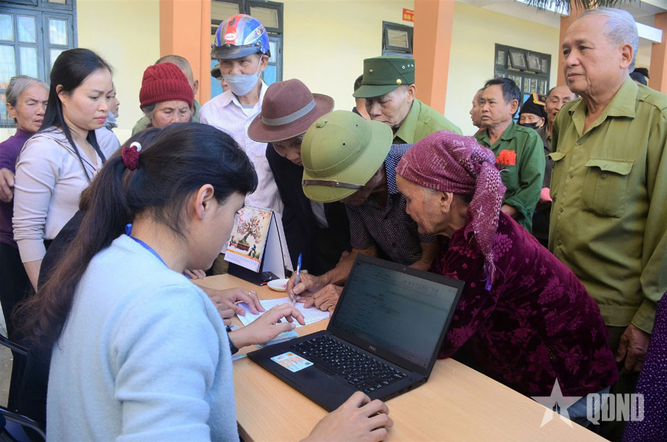 Điện Biên: Thiết thực chăm lo Tết cho người dân biên giới