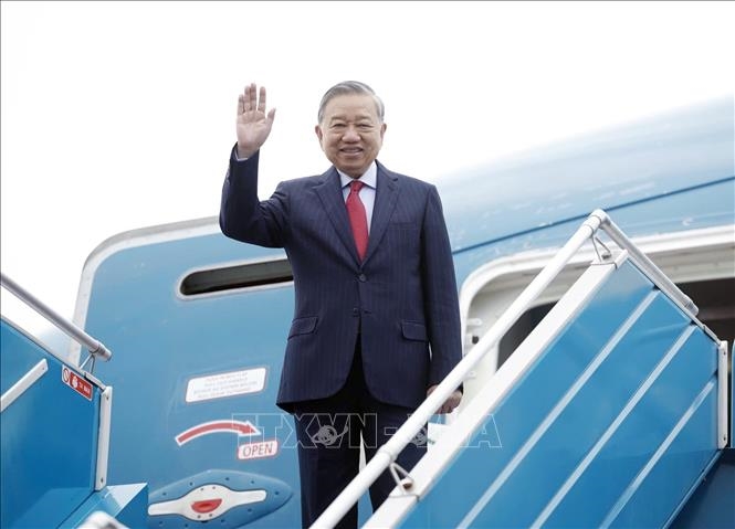 Tổng Bí thư Tô Lâm lên đường tham dự cuộc họp khai mạc Hội đồng Hòa bình về Gaza tại Hoa Kỳ