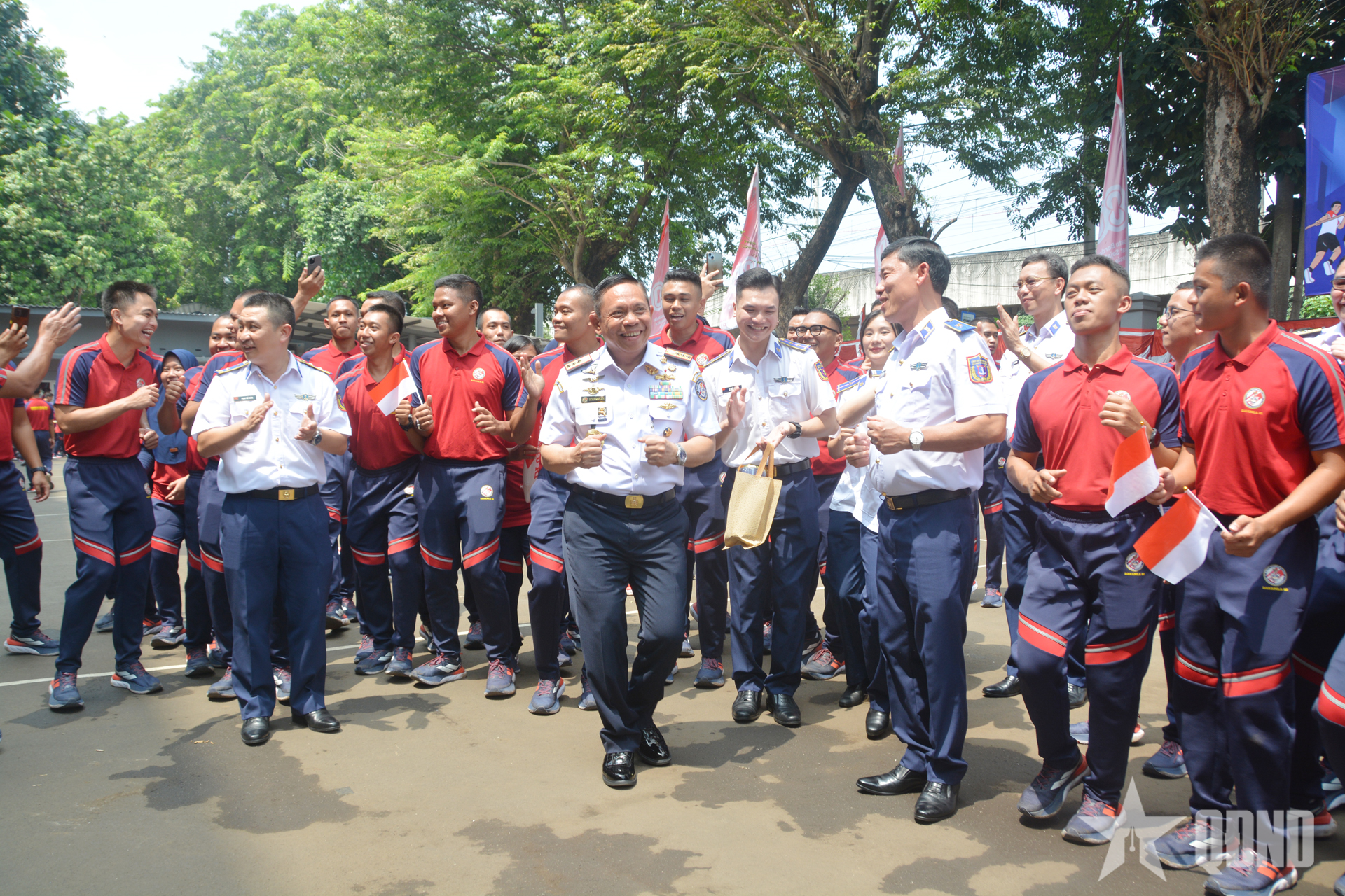 Quân đội phát huy sức mạnh tổng hợp trong bảo vệ chủ quyền biển, đảo