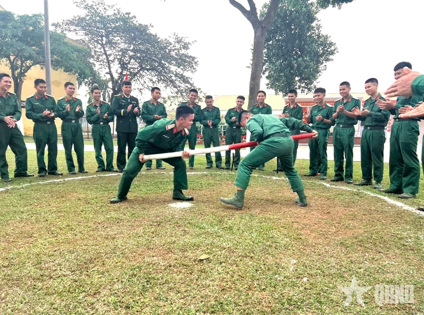 Trung đoàn 141 (Sư đoàn 312) vui xuân sôi nổi, đón Tết rộn ràng