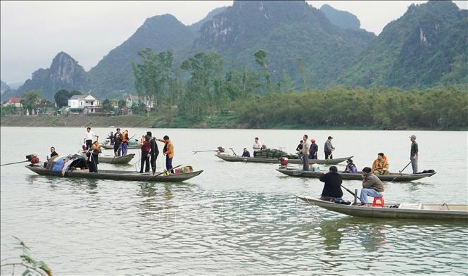 Tìm thấy thi thể nạn nhân thứ hai trong vụ lật thuyền trên sông Gianh