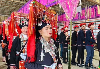 Gallery - 	Ngày kiêng hổ của đồng bào Dao đỏ ở Sơn Lương