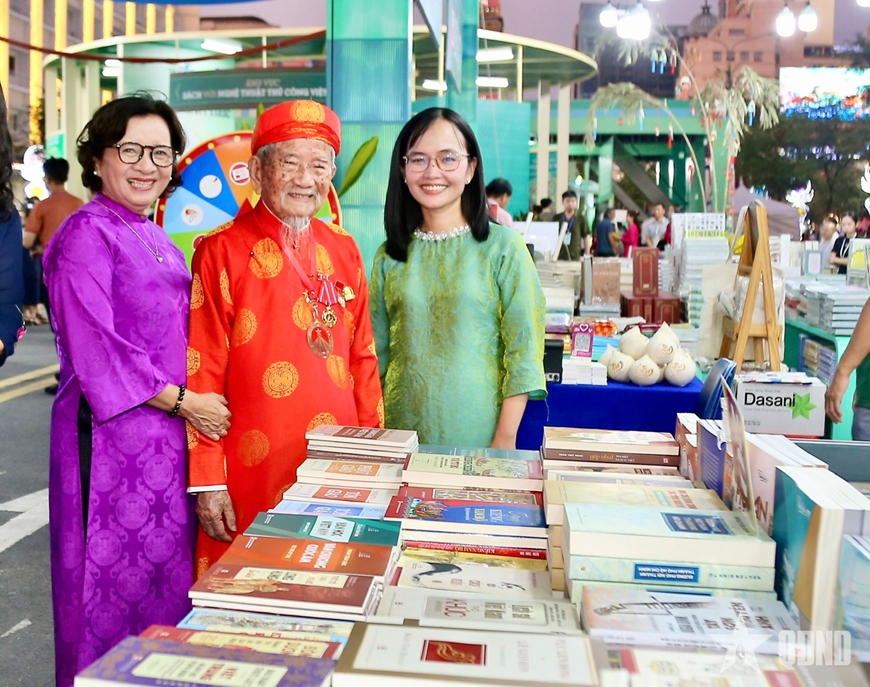 TP Hồ Chí Minh: Khơi dậy tri thức từ đường sách Tết