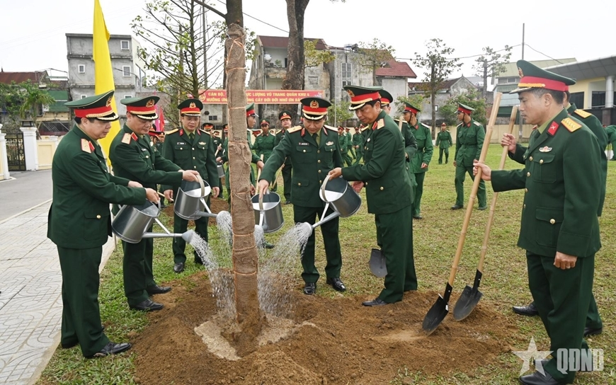 Các đơn vị phát động Tết trồng cây “Đời đời nhớ ơn Bác Hồ”