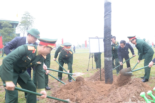 Quân khu 3 và tỉnh Hưng Yên phát động Tết trồng cây đời đời nhớ ơn Bác Hồ năm 2026