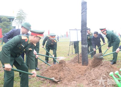 Gallery - Bộ tư lệnh Quân khu 3 phát động Tết trồng cây đời đời nhớ ơn Bác Hồ