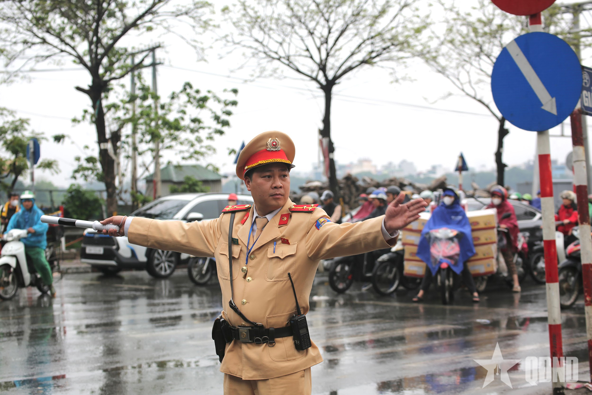 Giao thông Hà Nội ngày cuối kỳ nghỉ Tết: Cửa ngõ tăng lưu lượng, nội thành thông thoáng