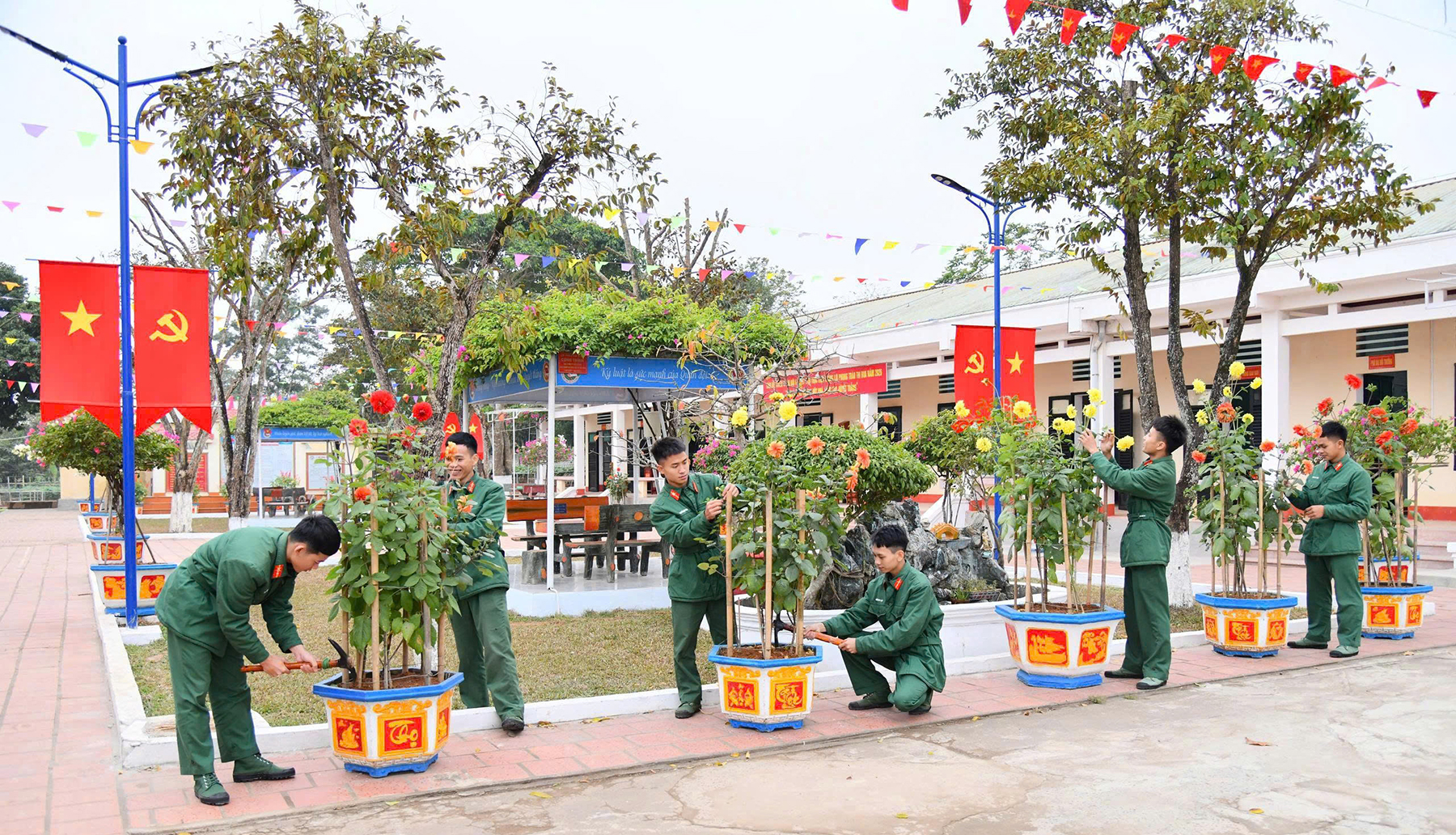 Đơn vị là nhà của chiến sĩ mới