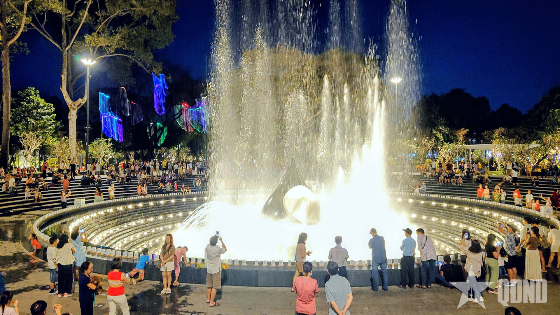 TP Hồ Chí Minh: Công viên “giọt nước” thành điểm dừng chân bình yên trong dịp Tết