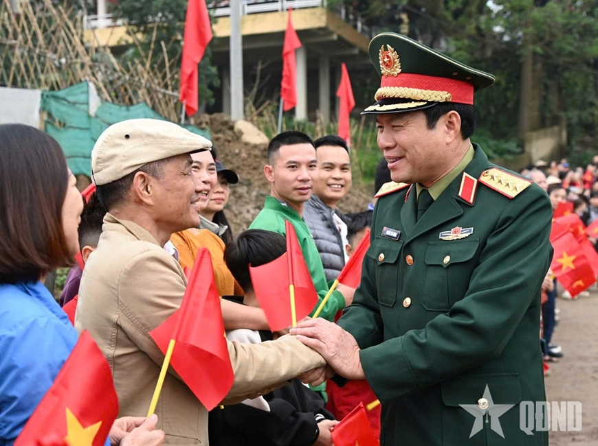 Thần tốc hành quân, nối nhịp sông Lô