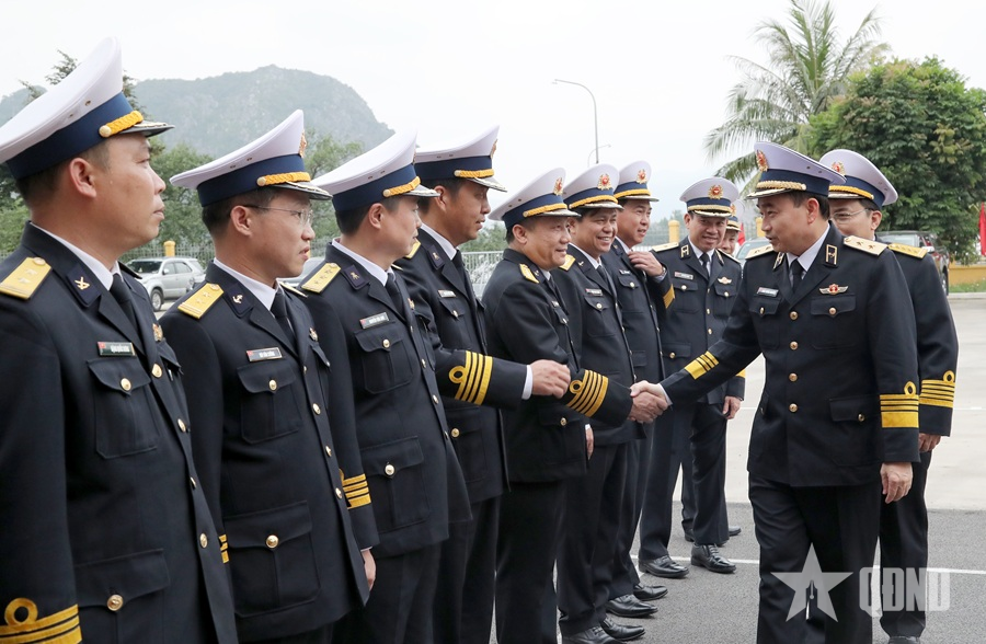 Tư lệnh Quân chủng Hải quân thăm, kiểm tra Nhà máy X28
