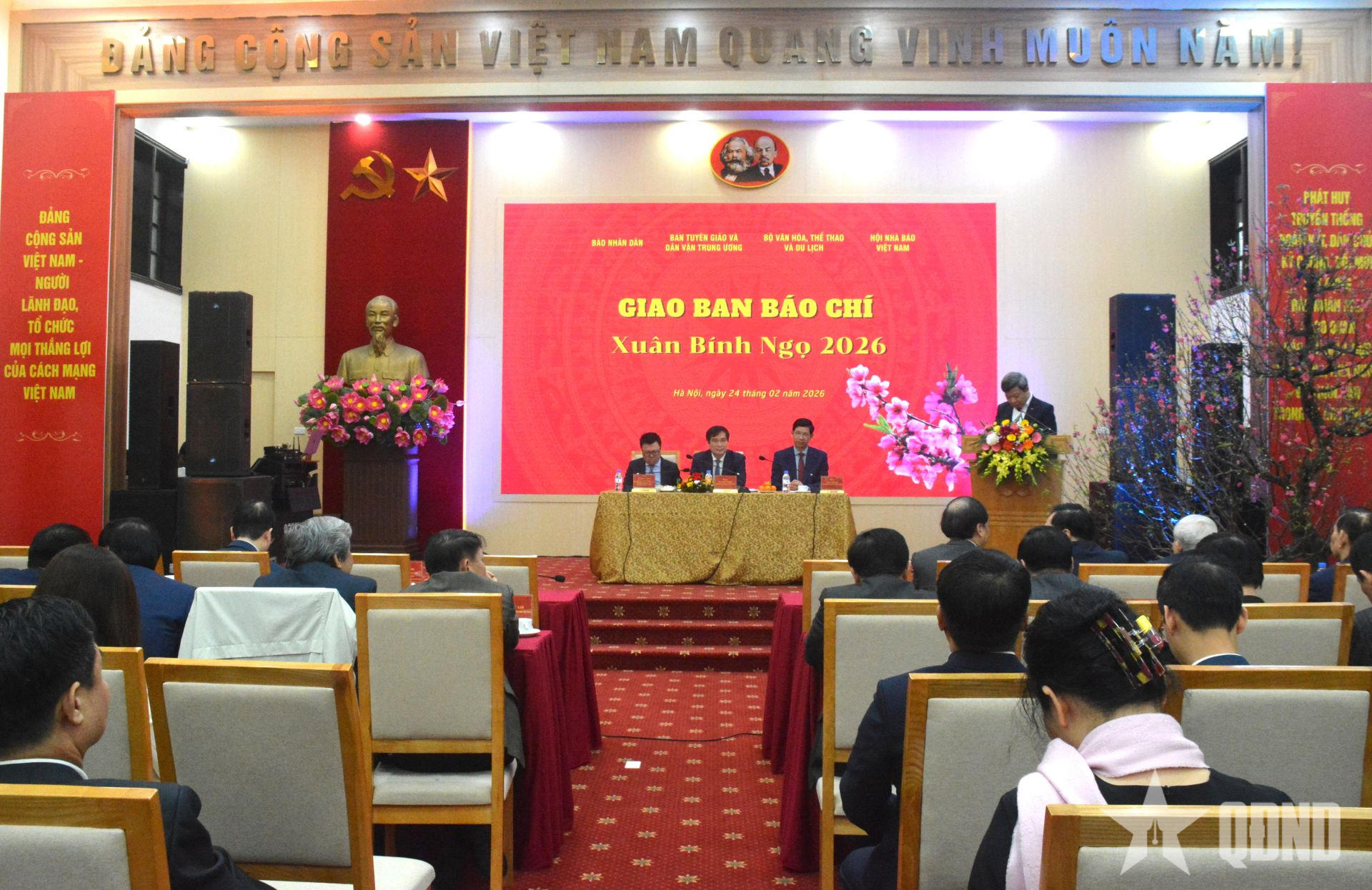 Giao ban báo chí Xuân Bính Ngọ 2026