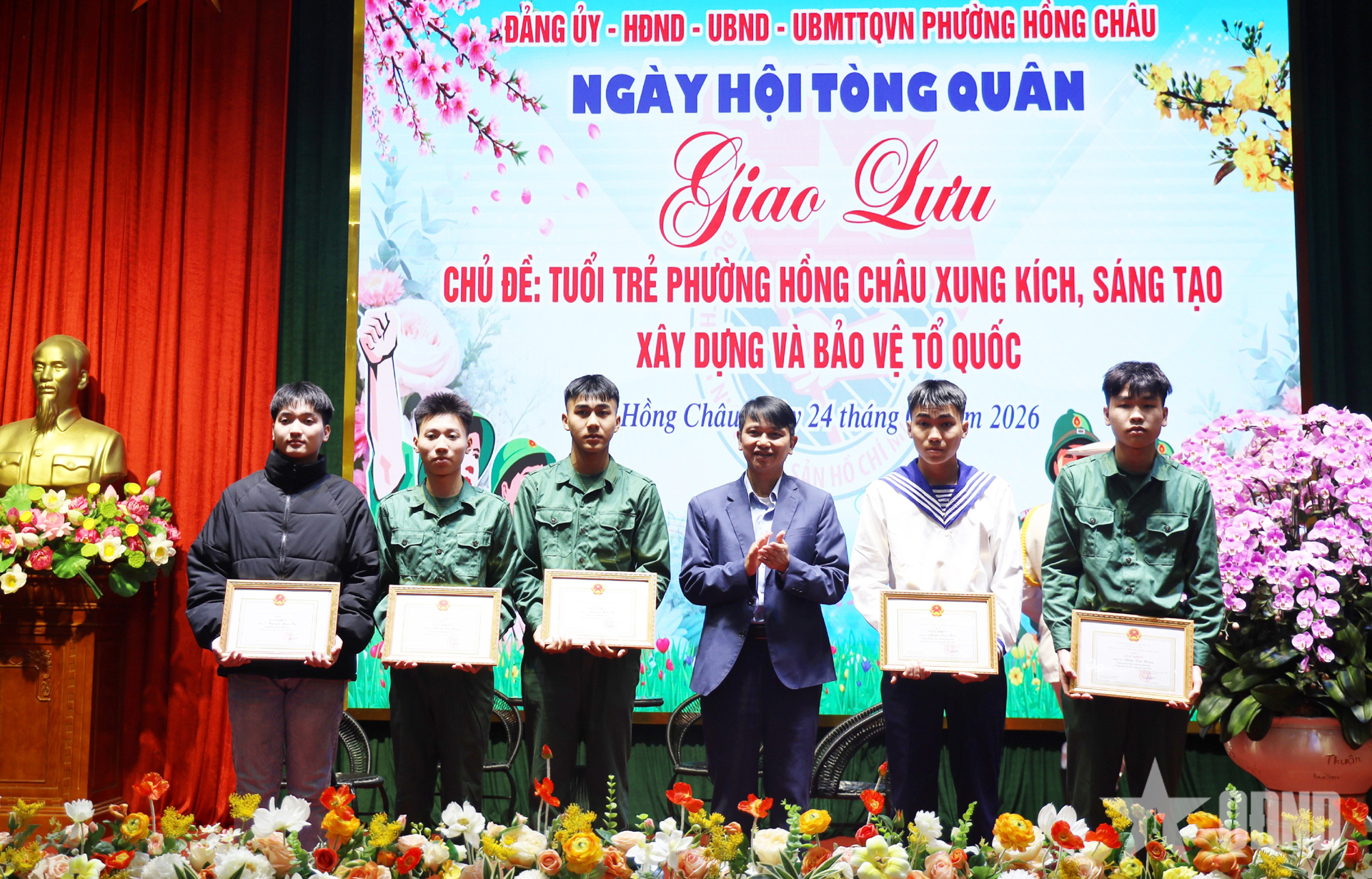 Phường Hồng Châu, tỉnh Hưng Yên gặp mặt thanh niên trước khi nhập ngũ
