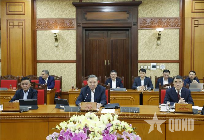 Nêu gương là “mệnh lệnh không lời”