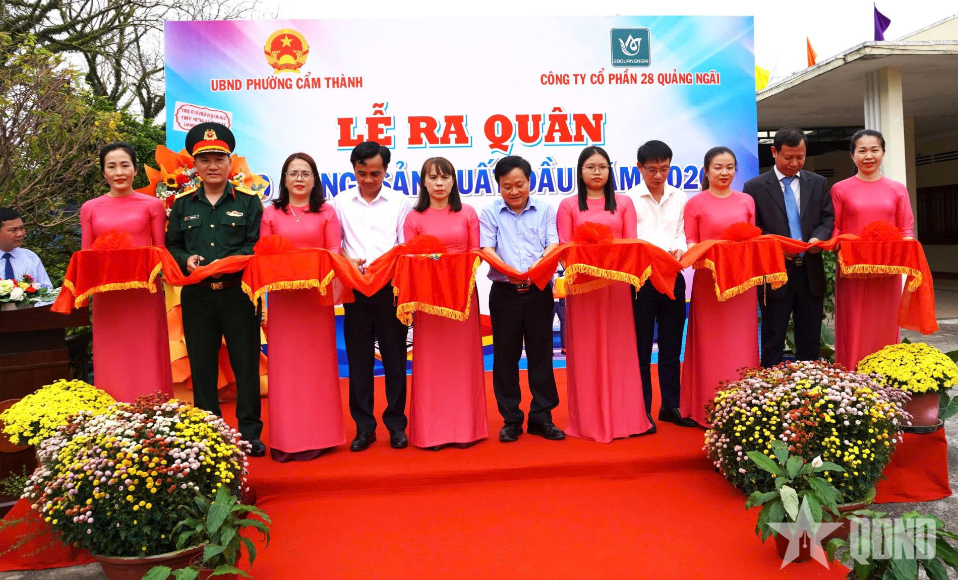 Công ty Cổ phần 28 Quảng Ngãi phối hợp ra quân sản xuất đầu năm