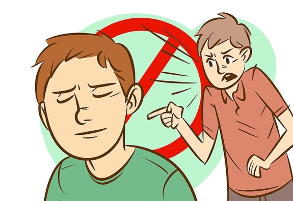 Phê bình việc, không phê bình người