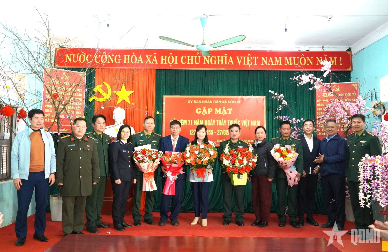 Xã biên giới Sơn Vĩ, tỉnh Tuyên Quang chúc mừng Ngày Thầy thuốc Việt Nam

