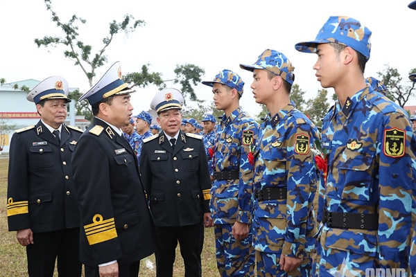 Phát huy truyền thống Quân chủng ba lần anh hùng, bảo vệ vững chắc chủ quyền biển, đảo của Tổ quốc