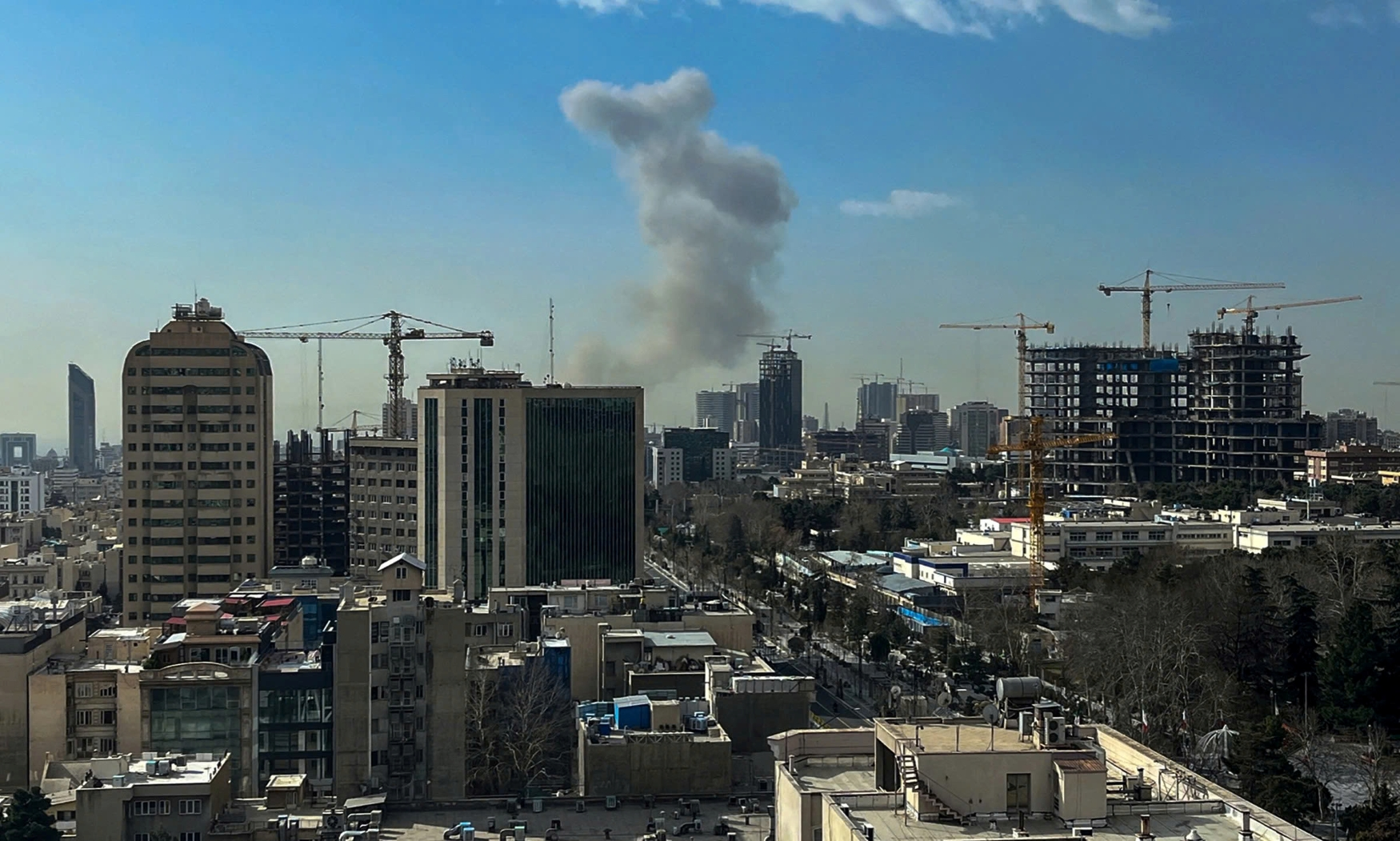 Israel tuyên bố tiến hành tấn công phủ đầu Iran, ban bố tình trạng khẩn cấp toàn quốc