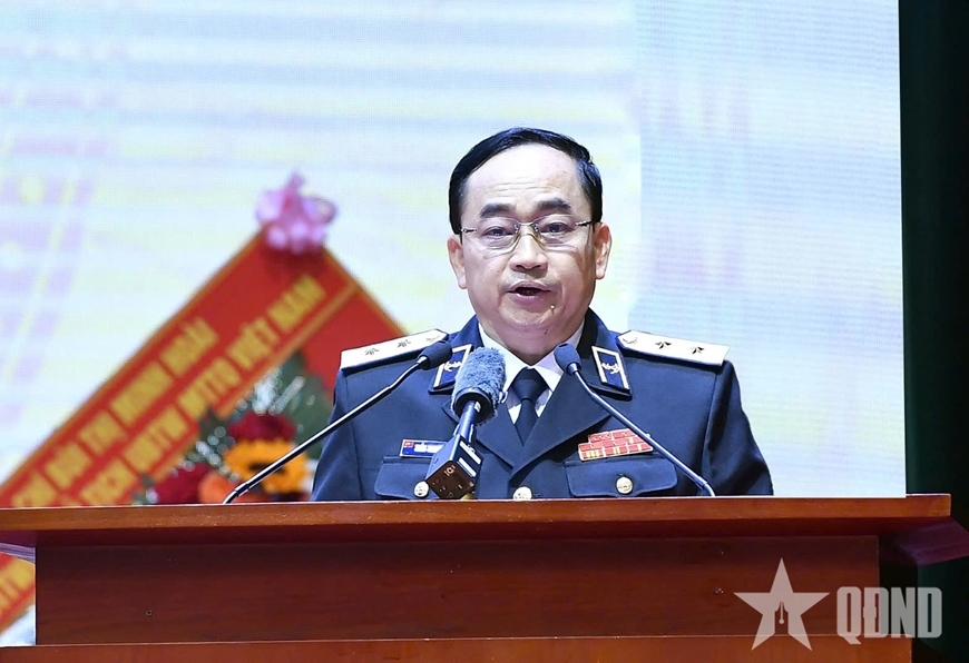 Tổng B&iacute; thư T&ocirc; L&acirc;m dự Lễ đ&oacute;n nhận danh hiệu Anh h&ugrave;ng Lực lượng vũ trang nh&acirc;n d&acirc;n tại Qu&acirc;n chủng Hải qu&acirc;n