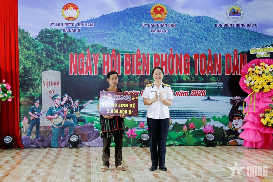 ICD Tân Cảng Sóng Thần: Ấm áp nghĩa tình biên cương