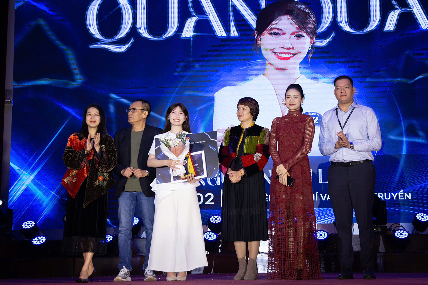 Người dẫn chương trình giàu triển vọng