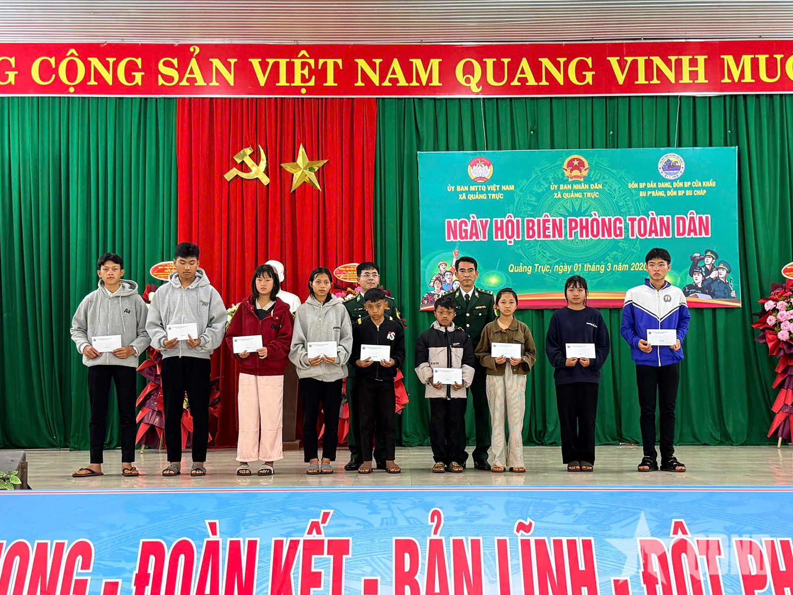 “Ngày hội Biên phòng toàn dân” tại xã Quảng Trực