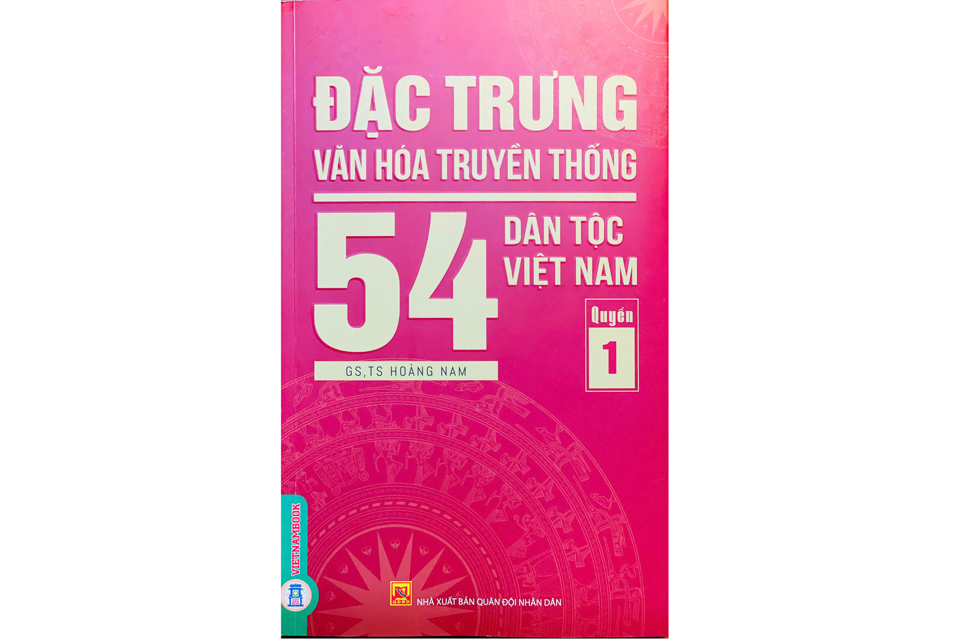 Lan tỏa bản sắc Việt từ những trang sách