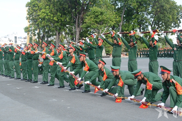 Đặc sắc lễ ra quân huấn luyện năm 2026 tại Bộ tư lệnh TP Hồ Chí Minh