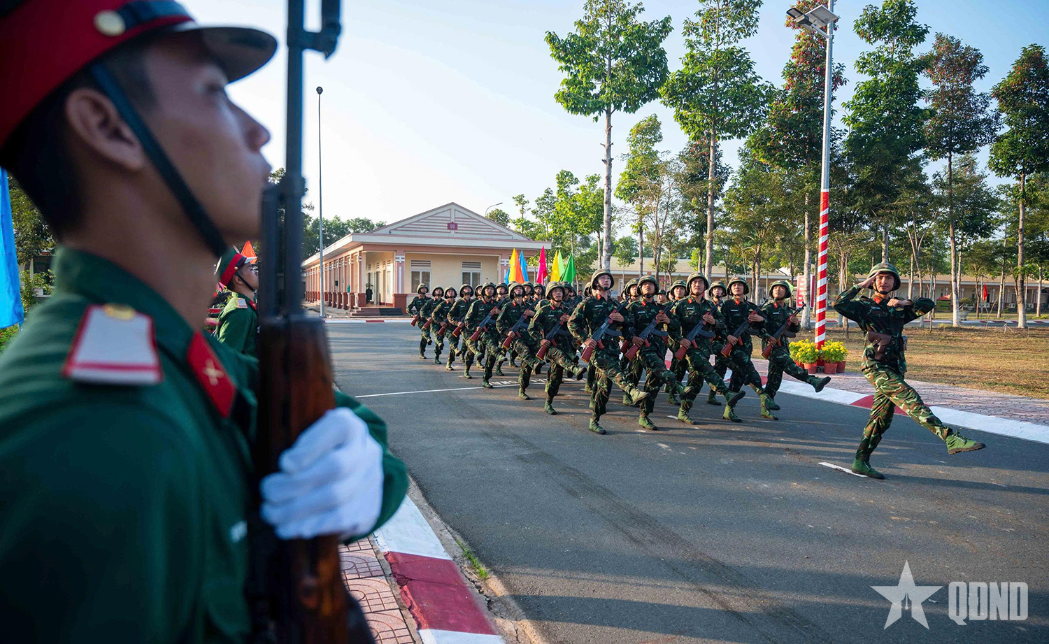 Bước chạy đầu xuân thắp lửa thao trường An Giang