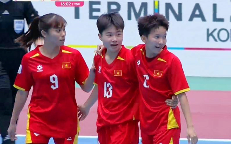 Đánh bại Indonesia, futsal nữ Việt Nam giành huy chương đồng giải Đông Nam Á

